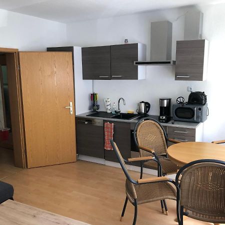 Zentrale 2 Zimmer EG Wohnung mit Balkon Leipzig Exterior foto