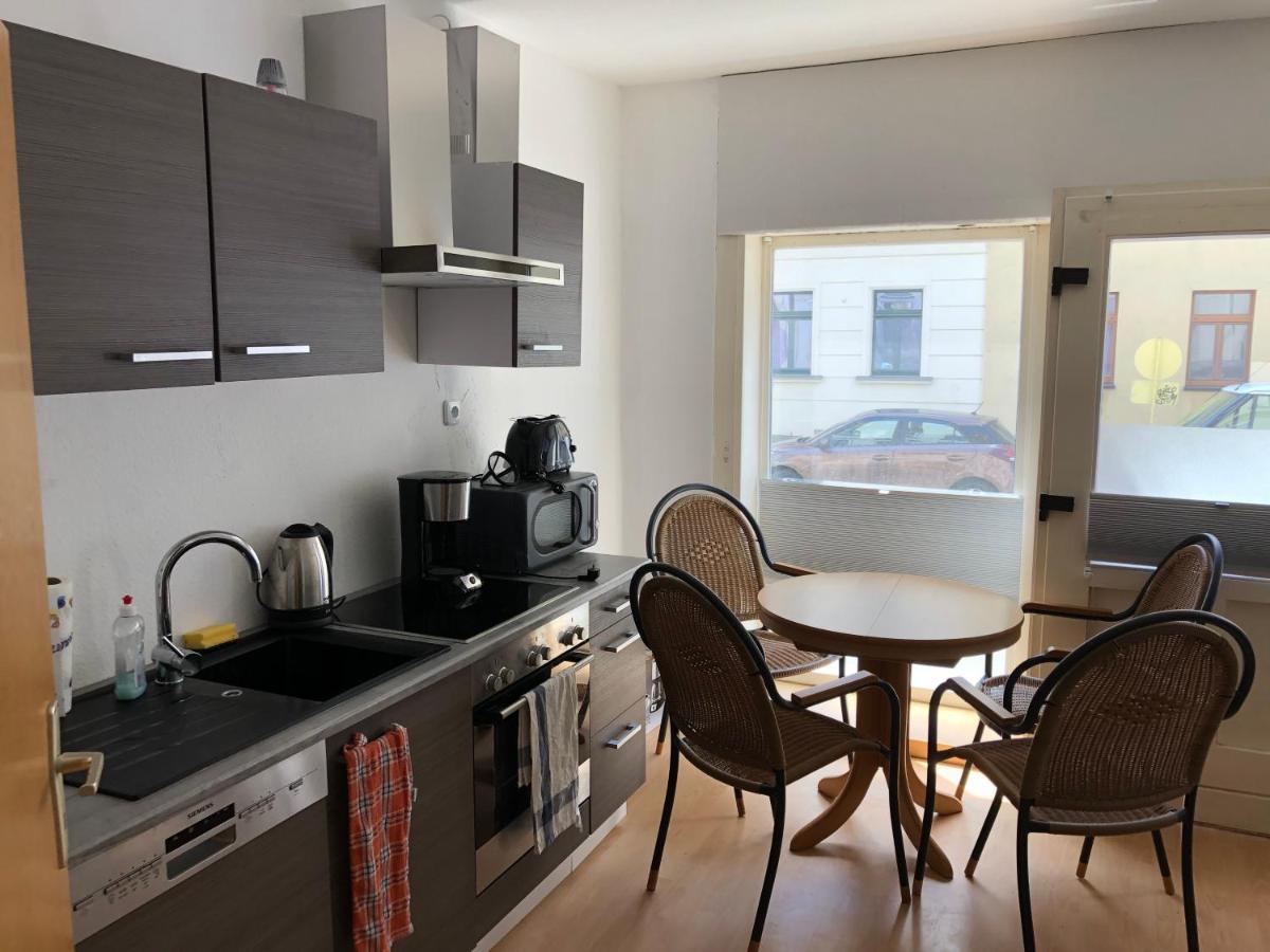 Zentrale 2 Zimmer EG Wohnung mit Balkon Leipzig Exterior foto